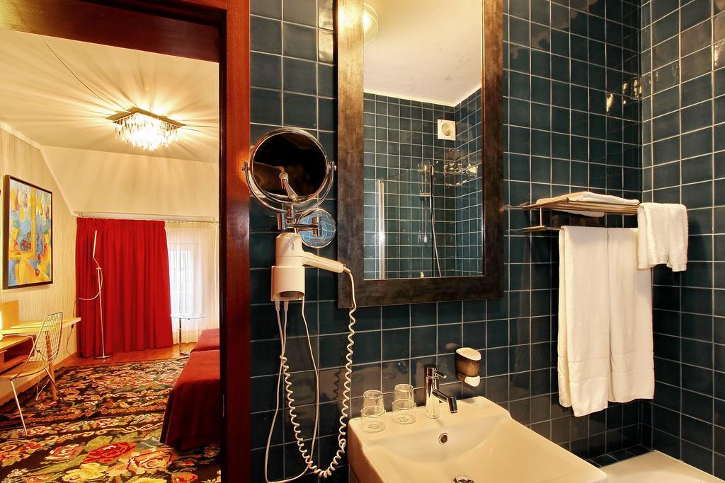 Hotel Mestre De Avis Γκιμαράες Δωμάτιο φωτογραφία
