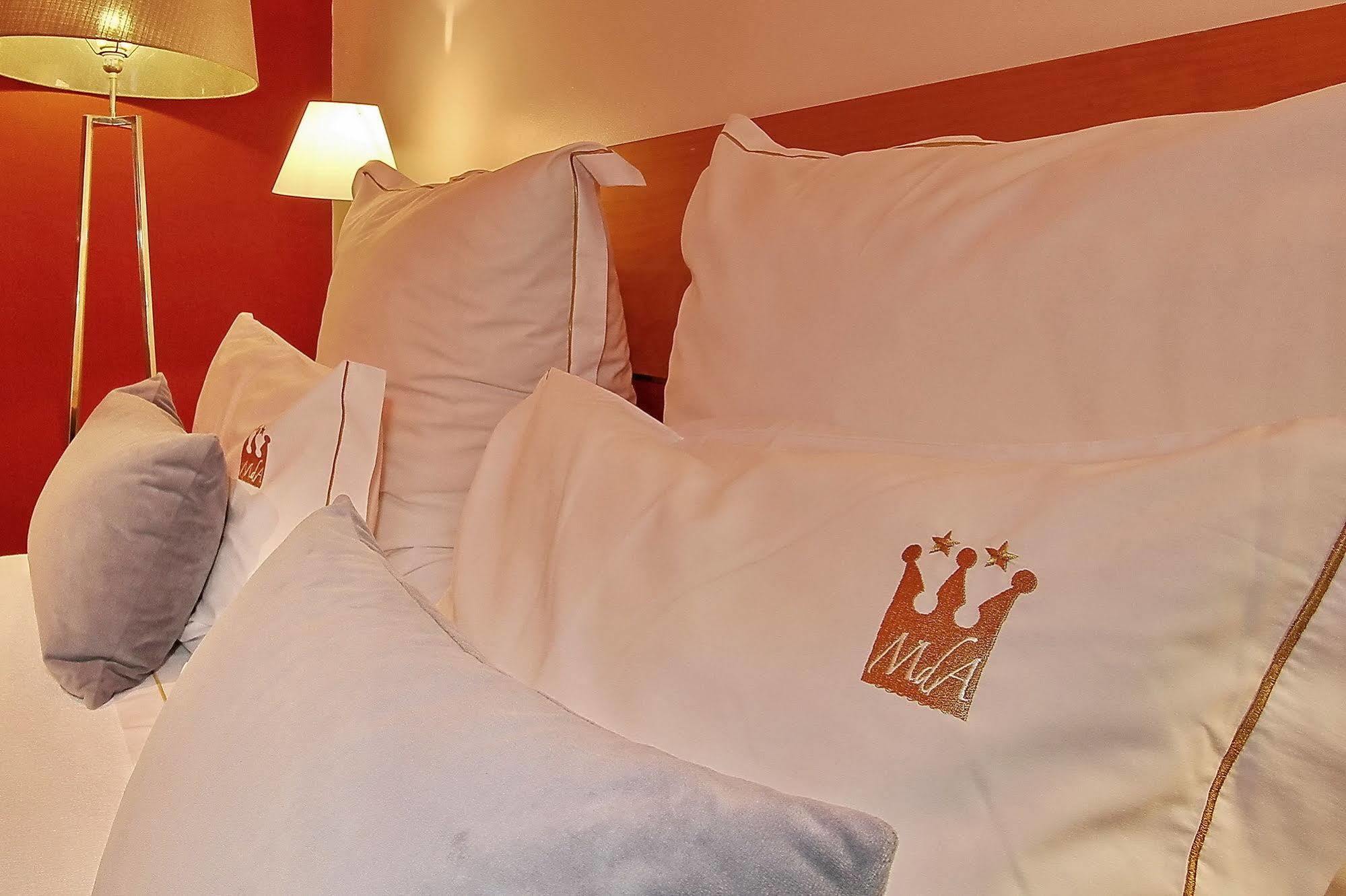 Hotel Mestre De Avis Γκιμαράες Εξωτερικό φωτογραφία